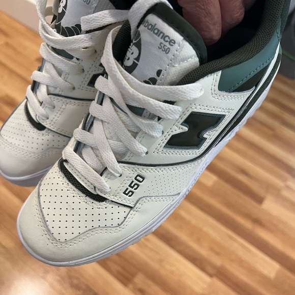 New Balance 550 - Picture 6 of 14